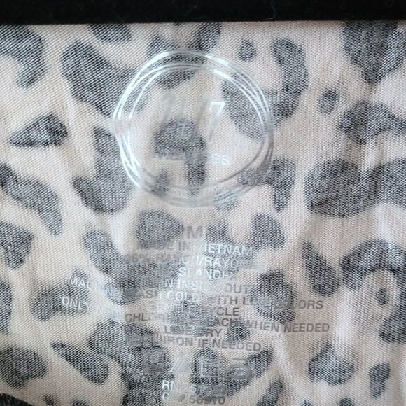 Maurice's tee top  - Picture 3 of 3